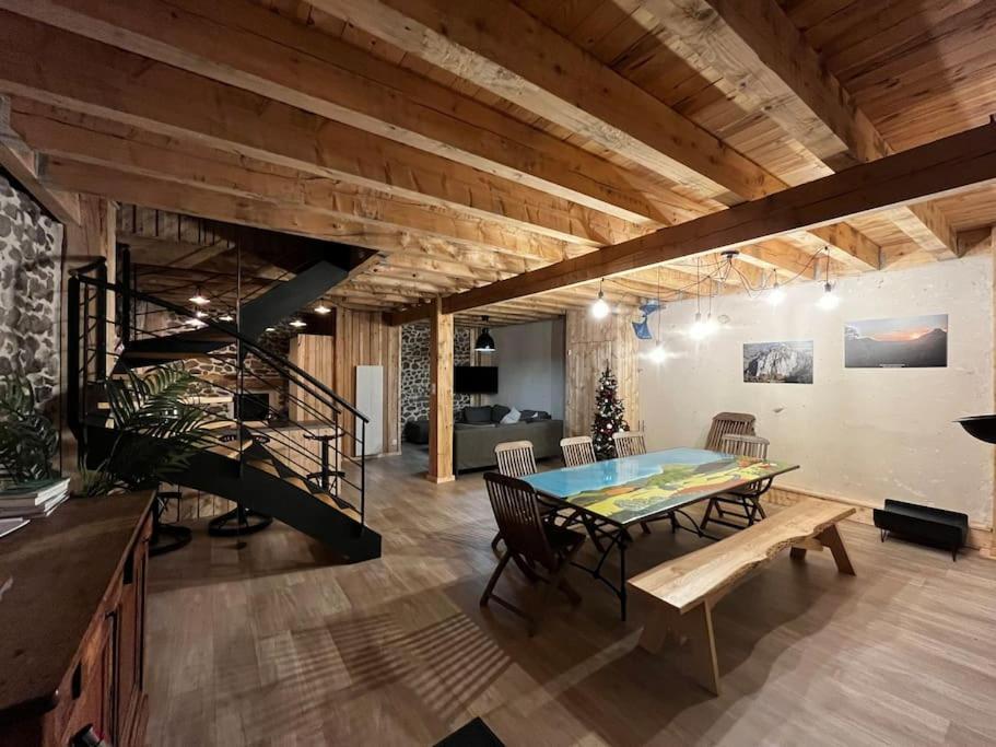 La Grange De La Gratade Villa Rochefort-Montagne ภายนอก รูปภาพ