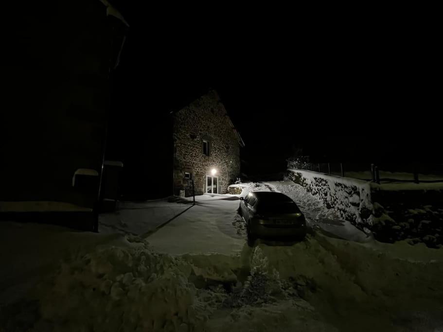 La Grange De La Gratade Villa Rochefort-Montagne ภายนอก รูปภาพ