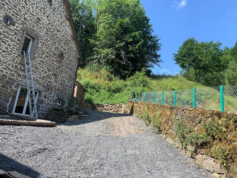 La Grange De La Gratade Villa Rochefort-Montagne ภายนอก รูปภาพ